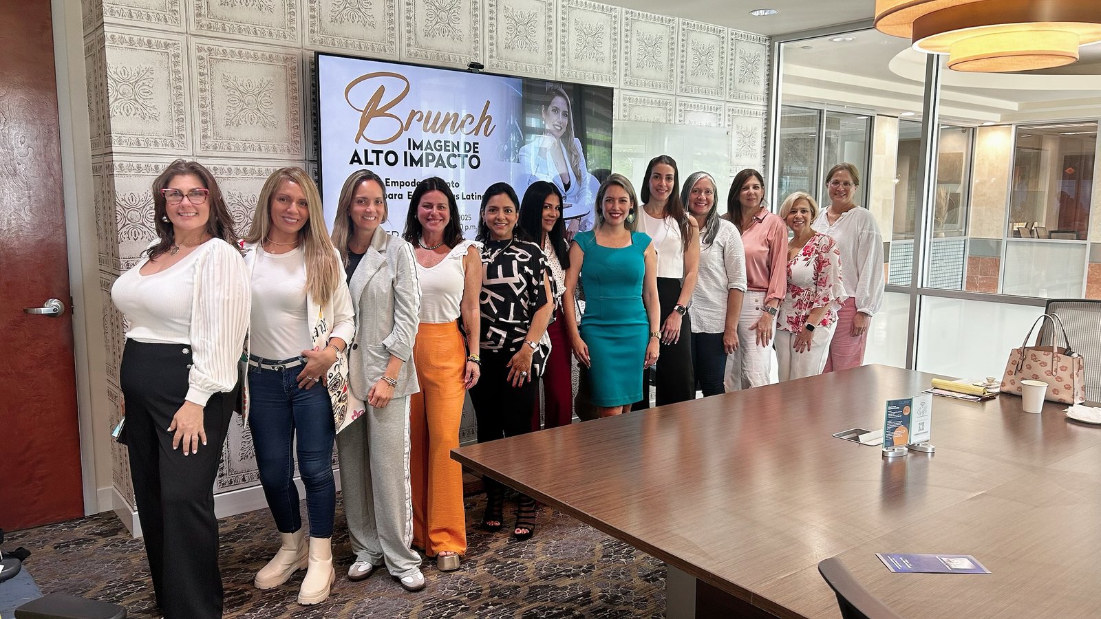 Brunch corporativo 2025 · Lynda Osorio